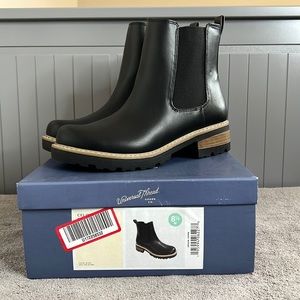 Target Celina Chelsea Boots, black, size 8.5 — Like New condition!